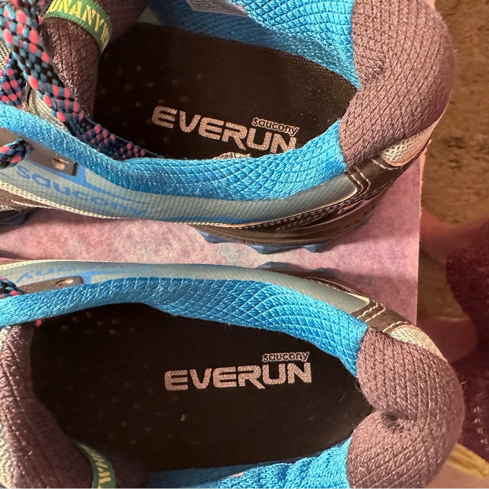 Saucony Size 11 Peregrine Everrun Running Shoe EUC - Picture 4 of 7